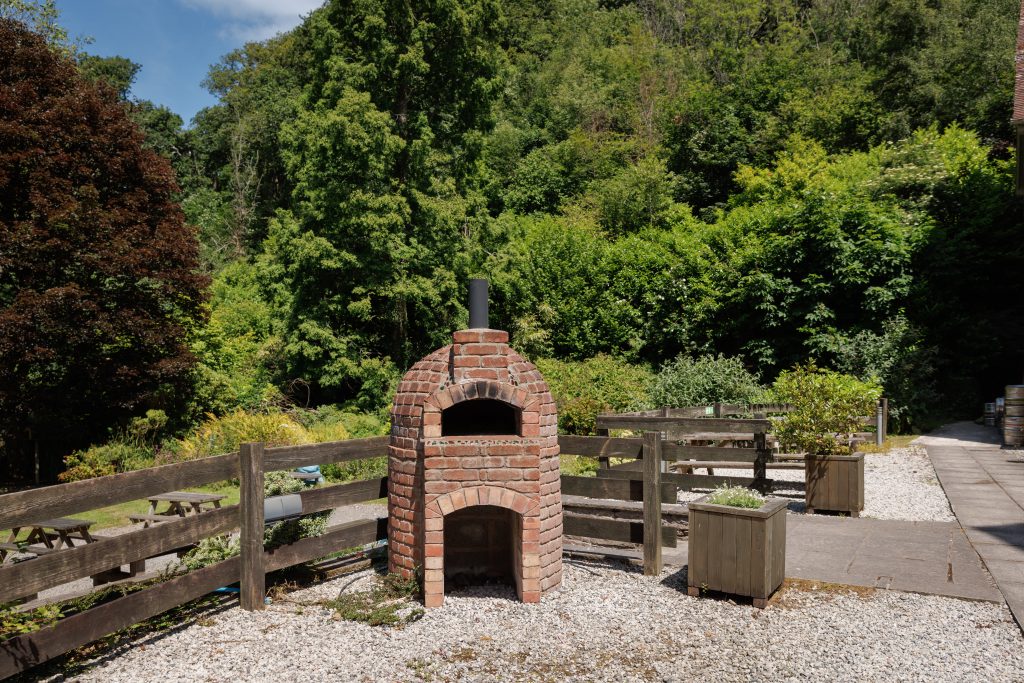 EXT PIZZA OVEN
