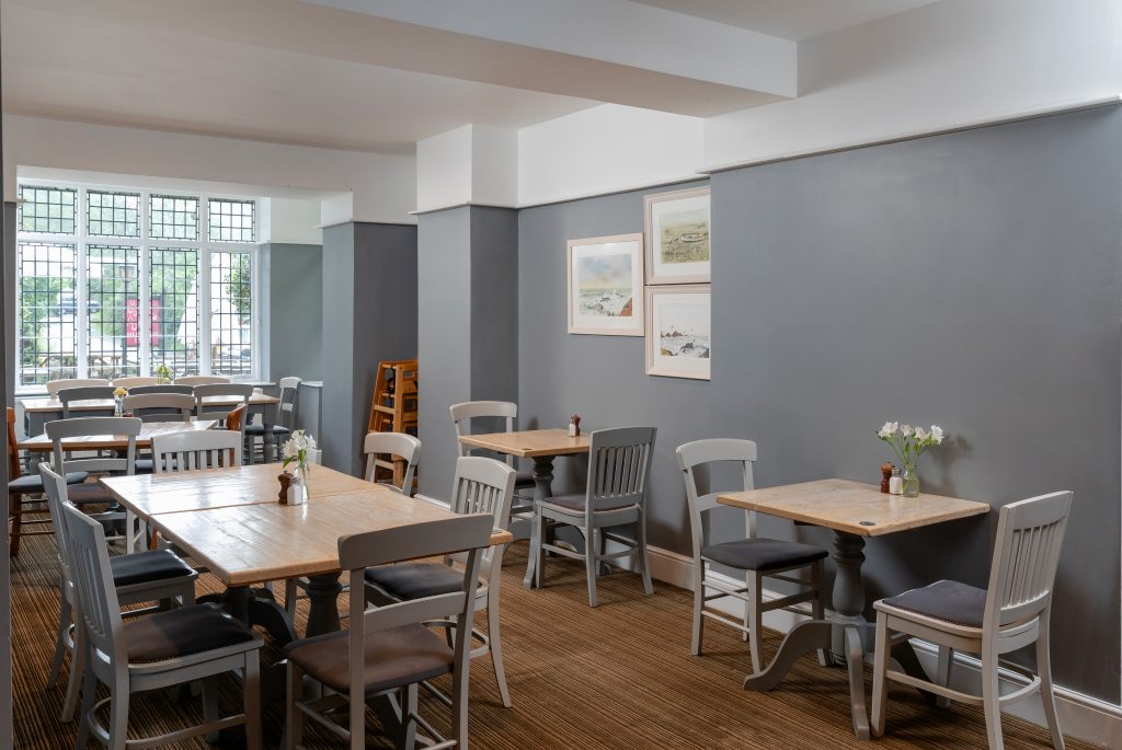 PH20250611_Headen Valley - Hunters Inn - downstairs 6